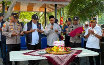 150 Paket Bansos Dibagikan, HUT Bhayangkara di Pulau Kelapa Berlangsung Meriah