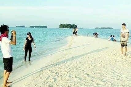 Jelazah Pulau Jadi Magnet Kunjungan Wisatawan di Pulau Harapan