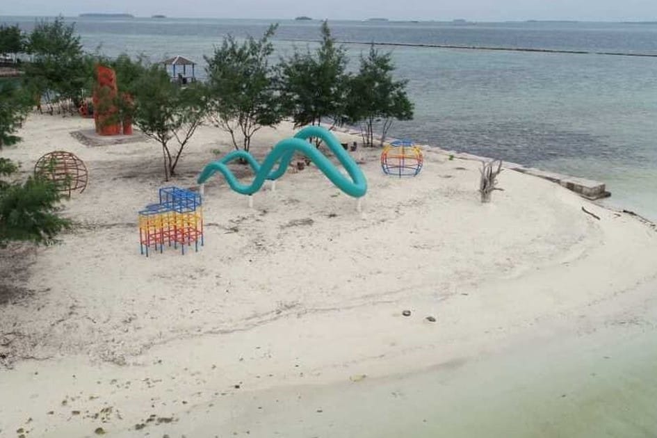 Dulu Jadi Ikon Wisata, Kondisi Pantai Cikaya Kini Memprihatinkan