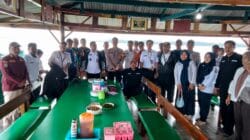 Menyambut bulan suci Ramadan, lintas sektoral di Pulau Kelapa menggelar acara munggahan di Warung Apung Ikan Bakar Pak Harun,