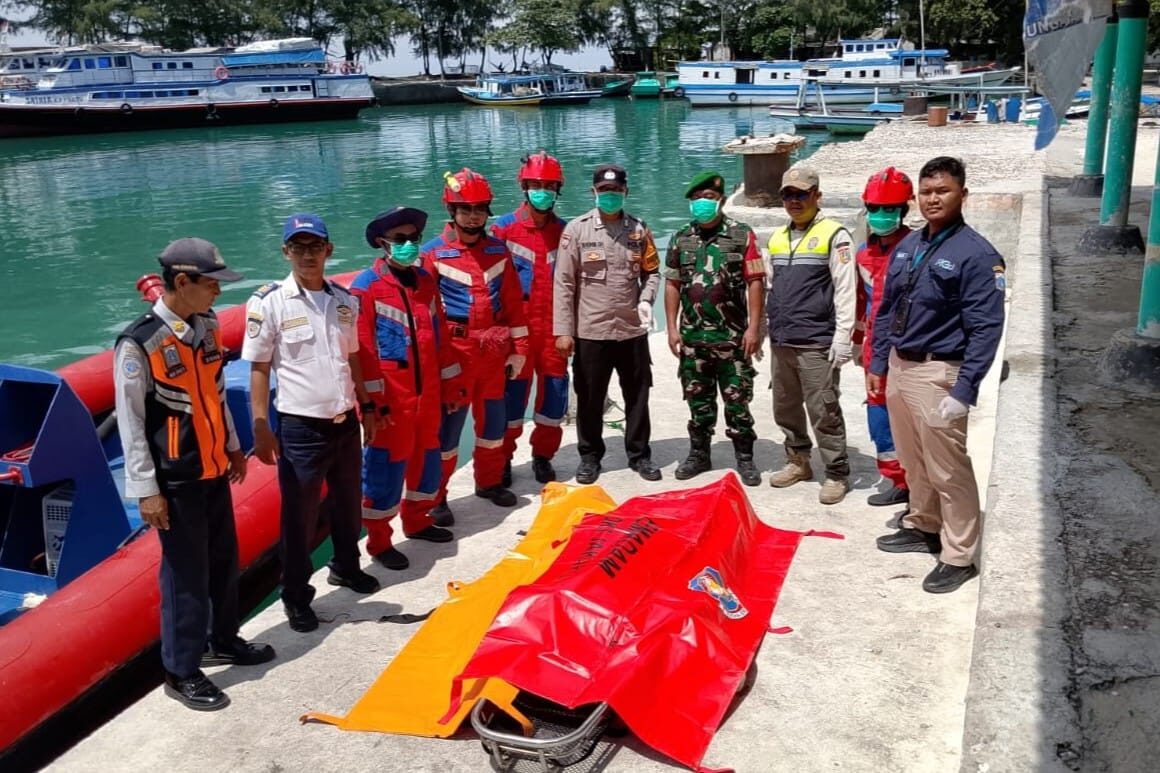 Mayat Pria Tanpa Identitas Ditemukan Mengapung di Perairan Pulau Tikus