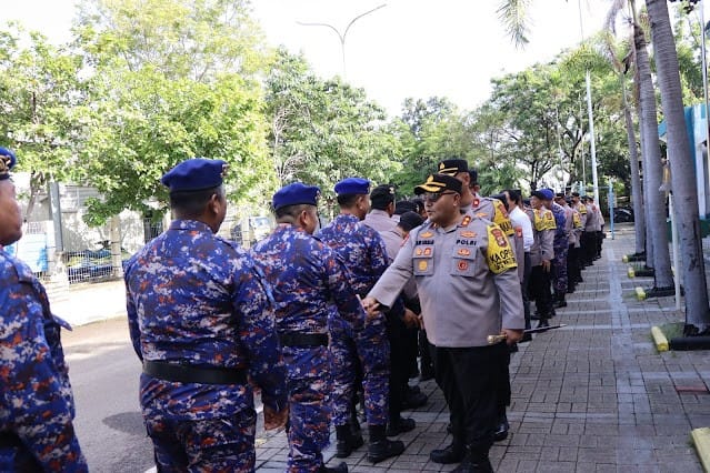 Halal Bihalal yang digelar Kapolres Kepulauan Seribu, AKBP Ajie Lukman Hidayat, bersama jajaran pejabat utama dan seluruh anggota kepolisian.