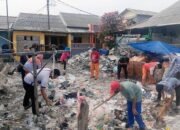Kerja Bakti Dipimpin Wakil Bupati, Tokoh Masyarakat Pulau Panggang Beri Apresiasi