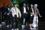 Finalis Abang None Jakarta Kepulauan Seribu 2026 menampilkan bakat dan kreativitas pada Malam Keakraban di Teater Besar Taman Ismail Marzuki, Jakarta, Jumat (03/07/2026). Foto: Kominfotik Kepulauan Seribu.