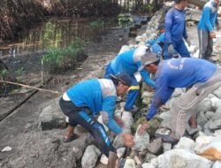 Tanggul Diperkuat, Warga Berharap Rob Berkurang
