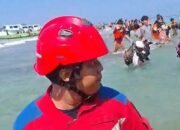 Gerak Cepat Petugas Selamatkan Penumpang KM Makmur Jaya, Evakuasi Berlangsung Bertahap