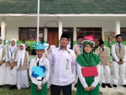 Topi Kardus dan Permainan Edukatif Warnai MATAMUDA