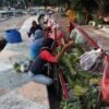 Menunggu Kapal Sayur, Ketika Sepetak Kangkung Menjadi Harapan